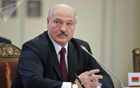 Lukaşenko da koronavirusa yoluxub -