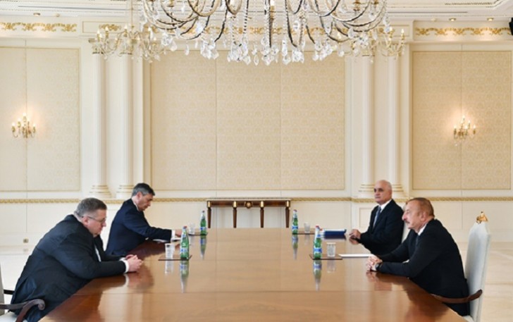 Prezident Rusiya Baş nazirinin müavini ilə görüşdü -