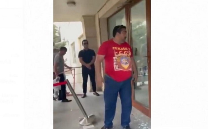 Bakıda poliklinikanın şüşəsinin sındırılması ilə bağlı cinayət işi başlanılıb