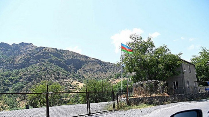 Azərbaycana keçən iki erməni geri qaytarıldı