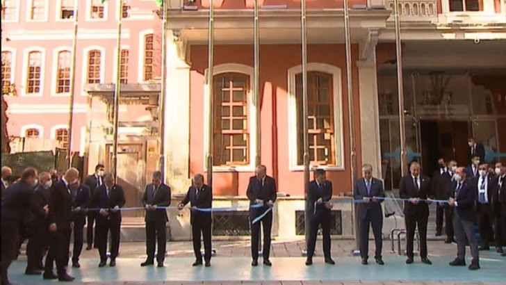 İlham Əliyev İstanbulda Türk Şurasının katibliyinin yeni binasının açılışında iştirak etdi