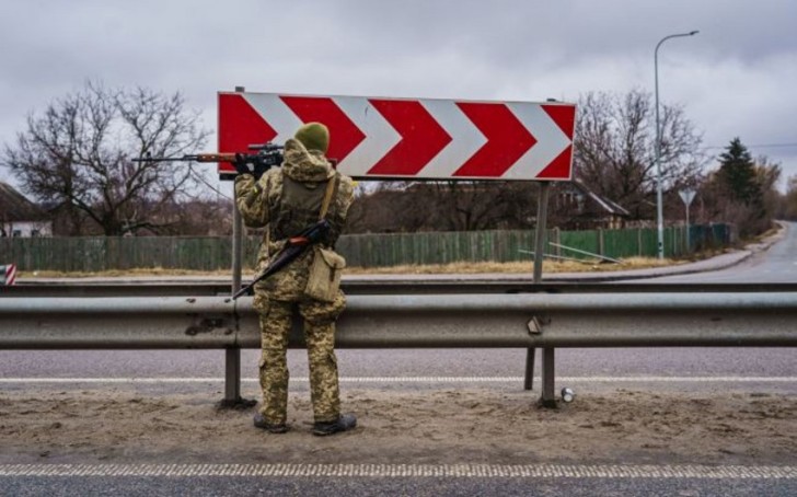 Ukrayna ordusu bir yaşayış məntəqəsini Rusiya hərbçilərindən azad edib