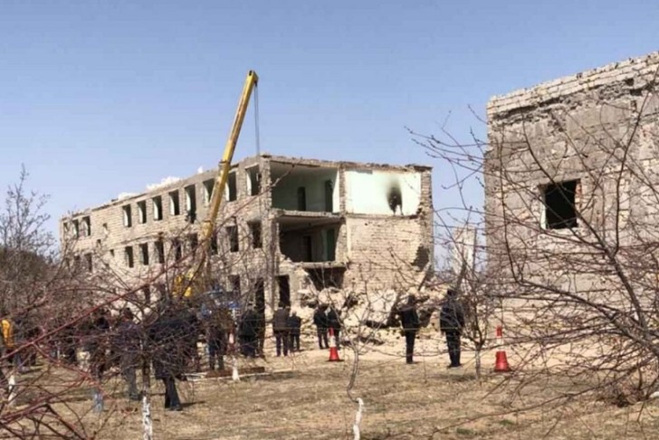 Naxçıvanda məktəbin çökməsi nəticəsində 3 nəfər öldü, 1 nəfər xəsarət aldı