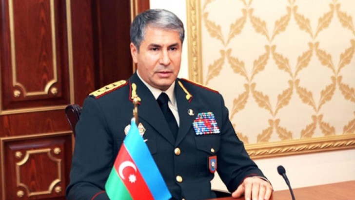 Nazir general-mayoru təqaüdə göndərdi