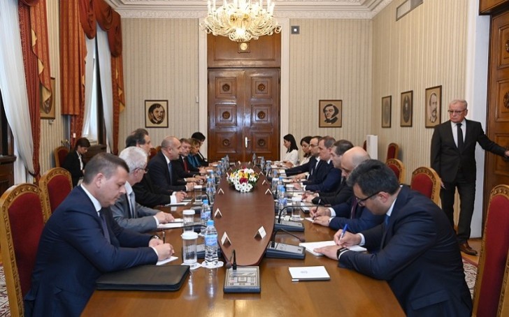 Ceyhun Bayramov Bolqarıstan Prezidenti ilə görüşüb