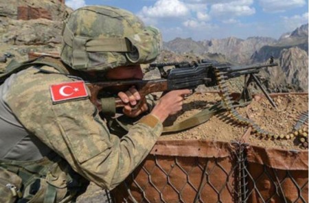 Türkiyə silahlı qüvvələri 5 terrorçunu zərərsizləşdirdi