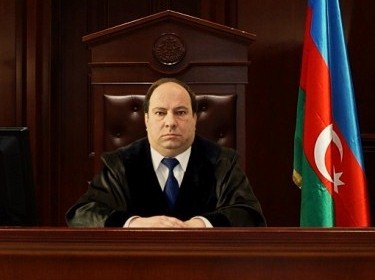 Azərbaycanda tanınmış hakim vəfat etdi