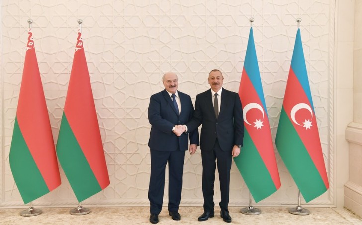 İlham Əliyev və Lukaşenko arasında telefon danışığı olub