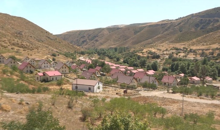 MN Laçın rayonunun Zabux kəndindən görüntülər yaydı -