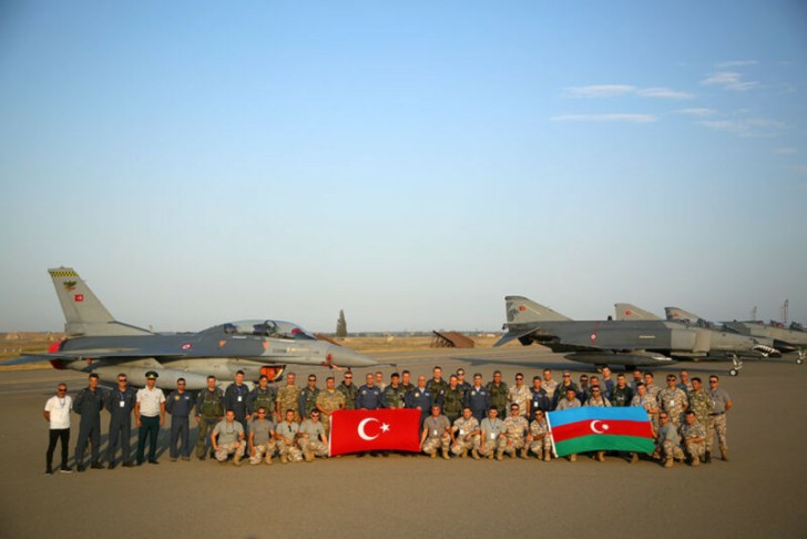 Türkiyənin “F-16” qırıcı təyyarələri Azərbaycana gəldi –
