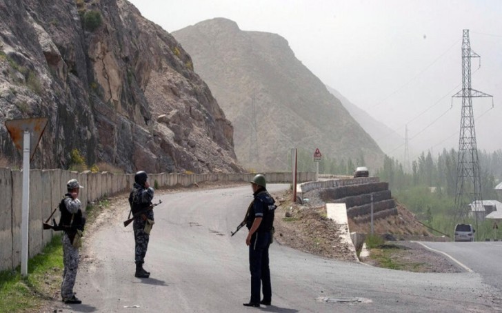 Tacikistan və Qırğızıstan yolların açılmasını razılaşdırıb