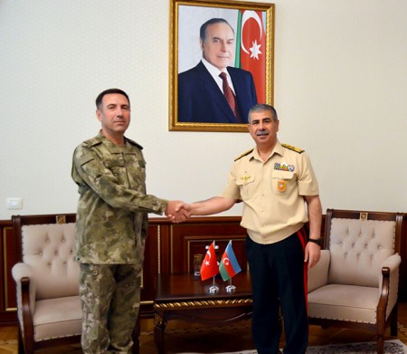 Zakir Həsənov general-leytenant Abdullah Katırcı ilə görüşüb