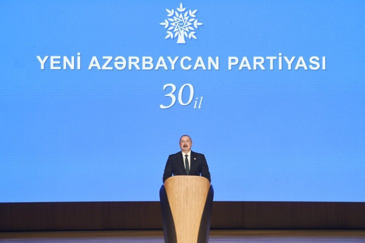 YAP-ın 30 illiyi münasibətilə tədbir keçirilir, Prezident İlham Əliyev tədbirdə çıxış edib -
