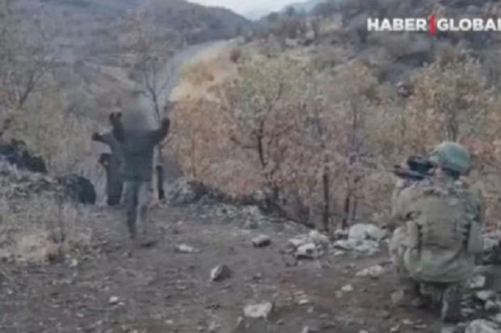 PKK terrorçuları Türkiyə ordusuna təslim oldular -