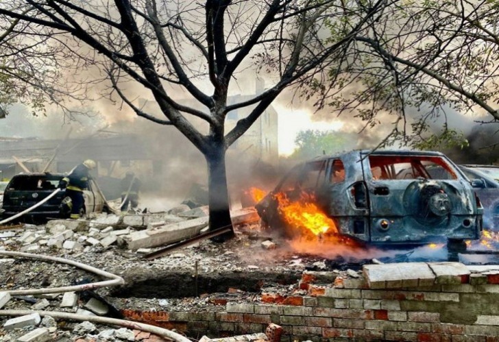 Rusiya Ukrayna hərbçilərinin yataqxanasını raketlə vurdu –