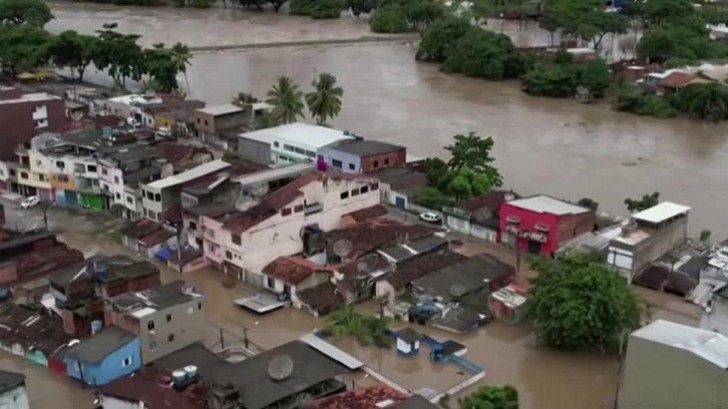 Braziliyada güclü yağışlar 40 nəfərin həyatına son qoyub