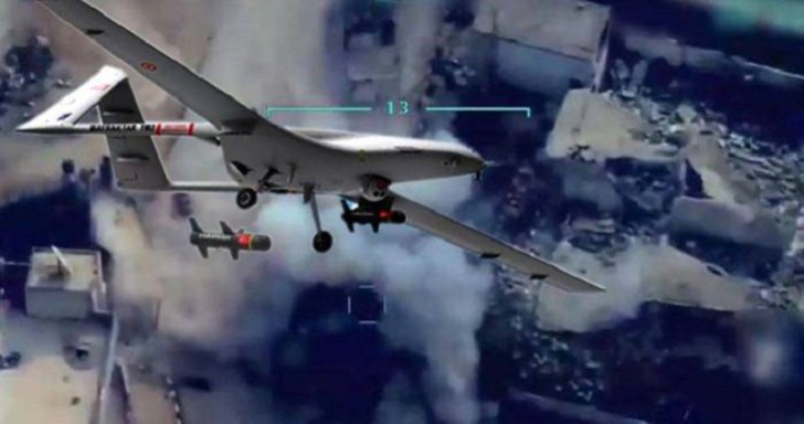Dronlar Rusiyanın neft anbarına və kazarmasına hücum edib
