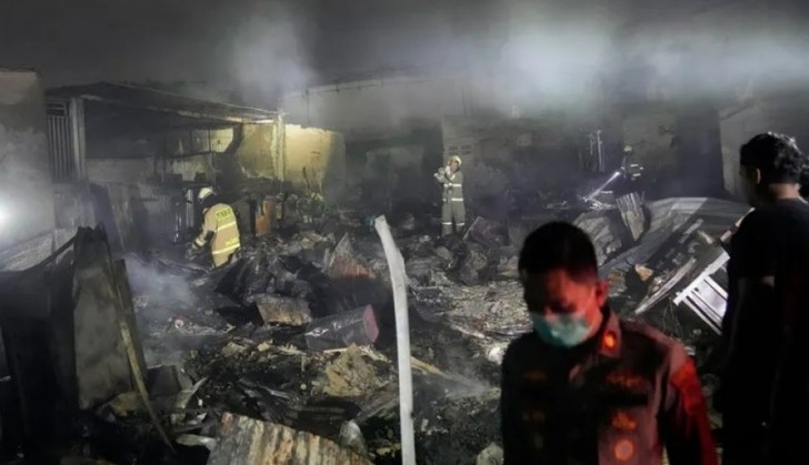 İndoneziyada yanacaq anbarında baş verən yanğında azı 17 nəfər ölüb