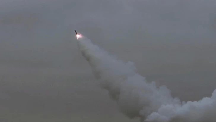 Şimali Koreya Cənubi Koreyaya doğru çoxlu sayda qanadlı raket buraxdı