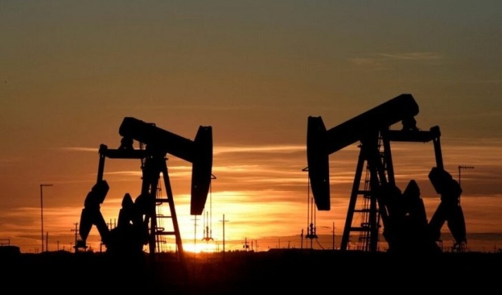 "Reuters": Azərbaycan və Qazaxıstan 5 milyon ton neftin nəqlini müzakirə edir