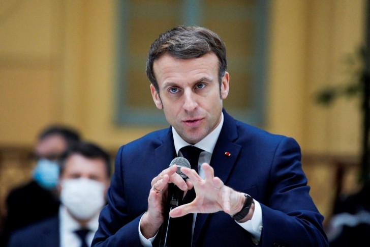 Makron Fransa prezidentliyindən getməyəcəyini bildirib