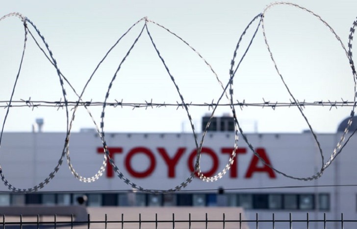 "Toyota" apreldə şirkət tarixində rekord sayda avtomobil istehsal edib