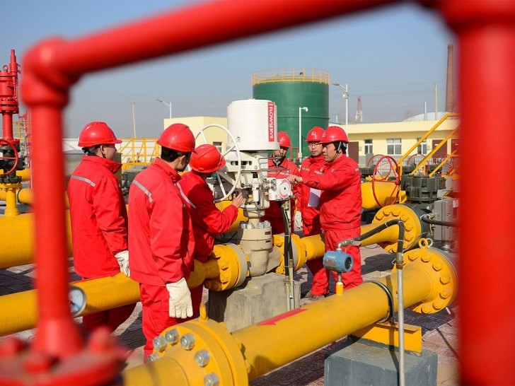 Çin Rusiya neftinin alışını kəskin azaldıb