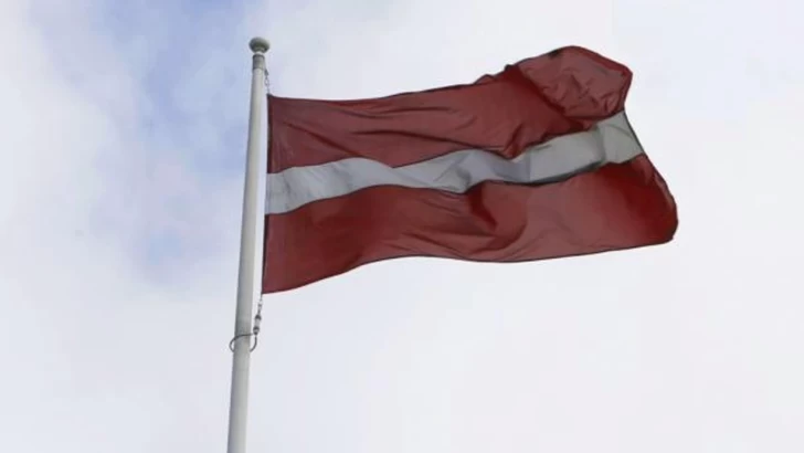 Latviya Rusiya vətəndaşlarına viza verilməsini tamamilə dayandırır