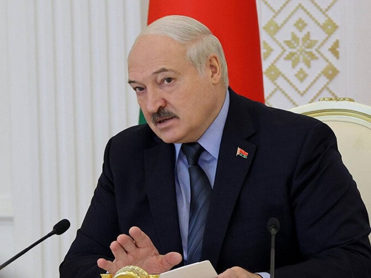 Lukaşenko dünyanı bürüyən qlobal münaqişə təhlükəsindən danışıb