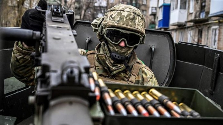 Avstraliya Ukraynaya əlavə 30 zirehli hərbi maşın göndərəcək