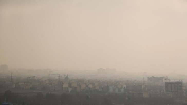 İranda havanın çirklənməsi səbəbindən dövlət qurumlarının fəaliyyəti dayandırılıb