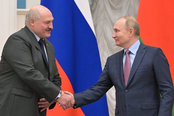 Putin və Lukaşenko arasında danışıqlar başlayıb