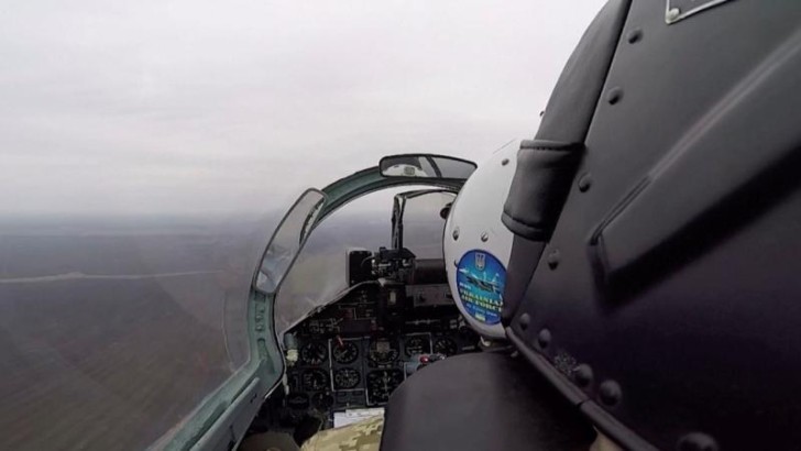 Ukraynalı pilotlara F-16 təlimi Polşa və Danimarkada keçiləcək