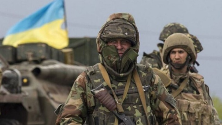 Ukraynada hərbi vəziyyətin müddəti daha 90 gün uzadılıb