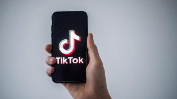 İndoneziyada TikTok tətbiqdəki alış-veriş funksiyasını dayandırdı