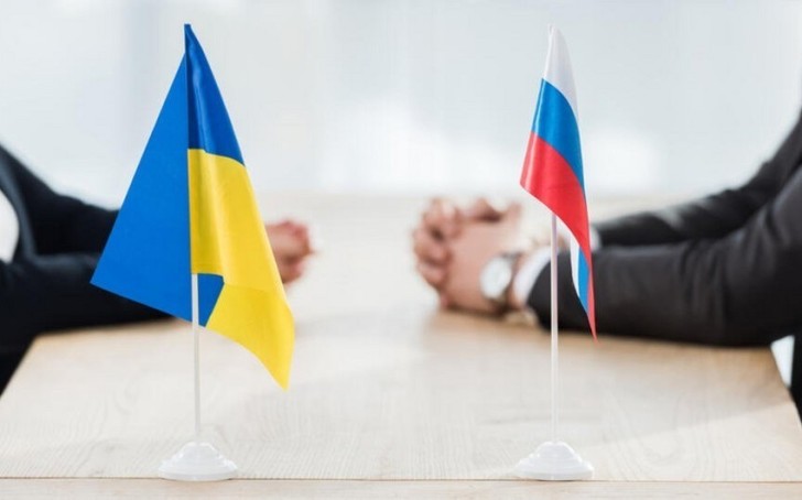Rusiya Xarici İşlər Nazirliyi Ukrayna ilə vizasız rejimin dayandırıldığını rəsmən açıqlayıb