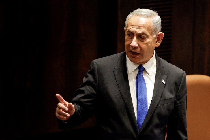 Netanyahu Qəzzada humanitar fasilə çağırışlarını rədd edir