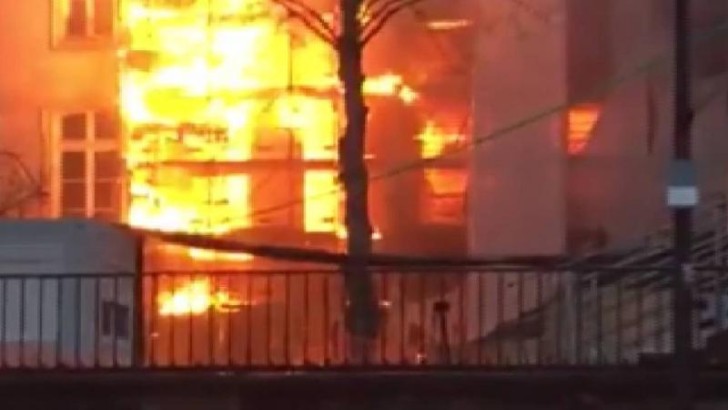 Fransada bir binada baş verən yanğında 3 nəfər ölüb, 8 nəfər yaralanıb