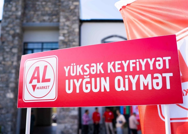 “AL Market” Zəngilanın Ağalı kəndindəki məktəbliləri Zəfər Gününü münasibətilə təbrik edib