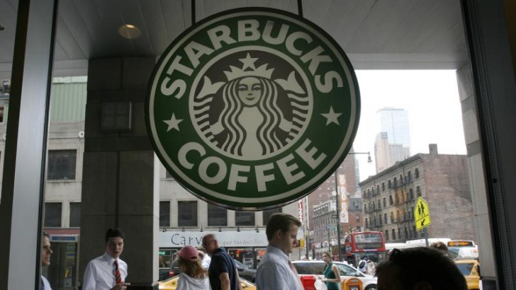 Starbucks-a qarşı "müştəriləri aldatmaq" iddiası ilə iş açılıb