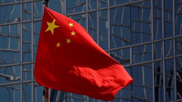 Çinin itkin düşmüş keçmiş xarici işlər naziri parlamentdəki üzvlüyündən istefa verdi