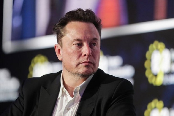 Elon Musk: Tesla Robotaksi bu yay istifadəyə veriləcək