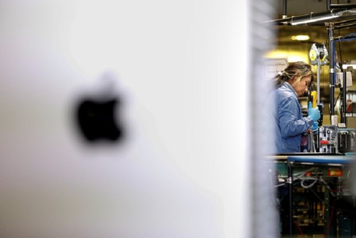 "Apple" aparıcı smartfon istehsalçısı statusunu itirib