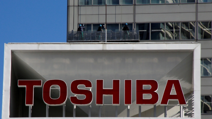 "Toshiba" 5 min işçisini ixtisar edəcək