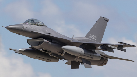 ABŞ-da F-16 qırıcısı qəzaya uğrayıb