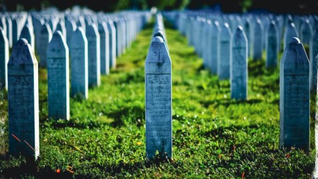 11 iyul “Srebrenitsa Soyqırımını Anma Günü” elan edilib