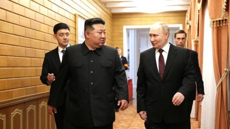 Putin 24 ildən sonra Şimali Koreyadadır