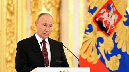 Putin: ABŞ-ın dünya iqtisadiyyatına 54,3 trilyon dollar borcu var