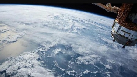 NASA: Rusiya peykinin parçalanması astronavtların təhlükəsizliyi üçün narahatlıq yaradıb
