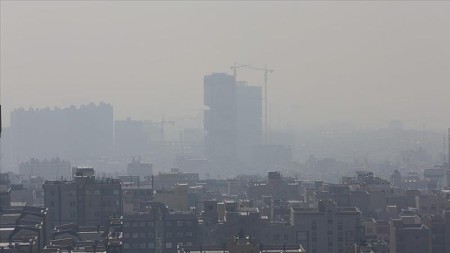 Qumda havanın çirklənməsi səbəbindən dövlət qurumları işini dayandırıb